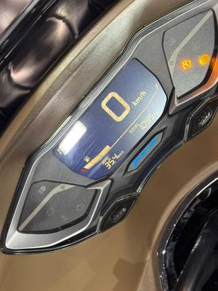 HONDA PCX 160 DLX HONDA PCX 160 DLX